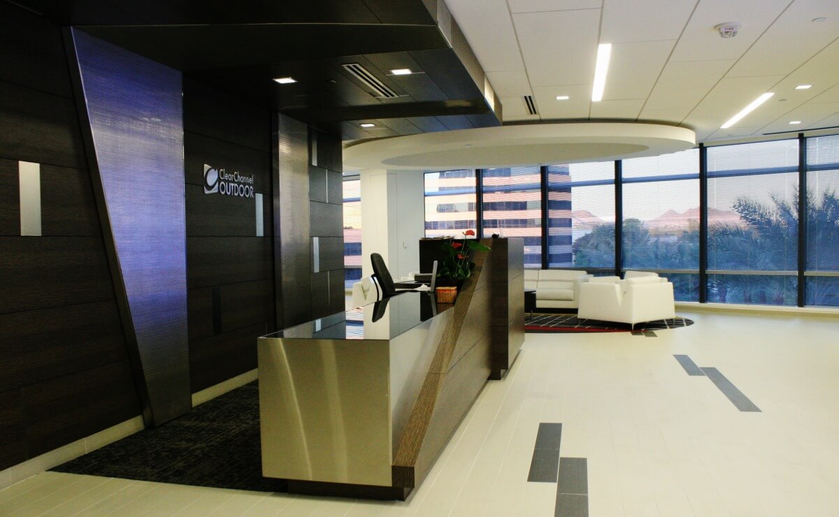Clear Channel Outdoor- Headquarters - front desk, lobby, Phoenix, AZ