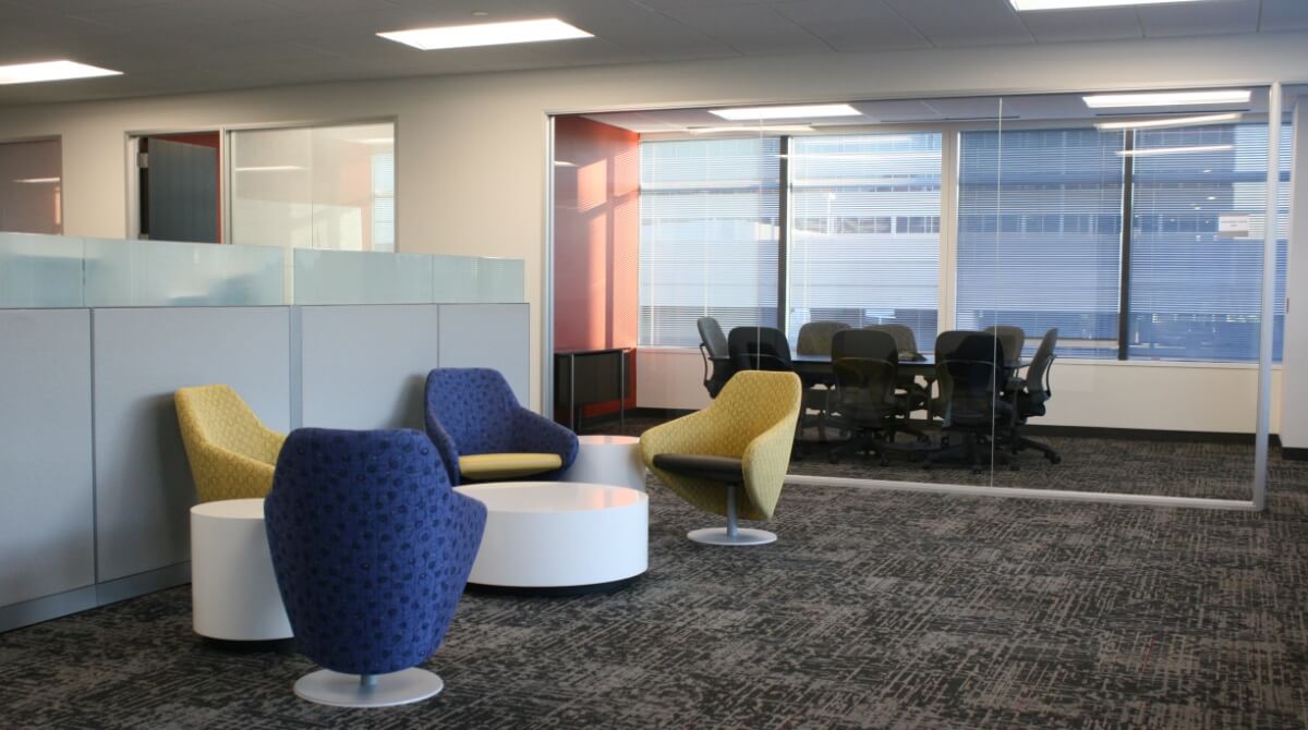 Clear Channel Outdoor- Headquarters - sitting area, conference room, Phoenix, AZ